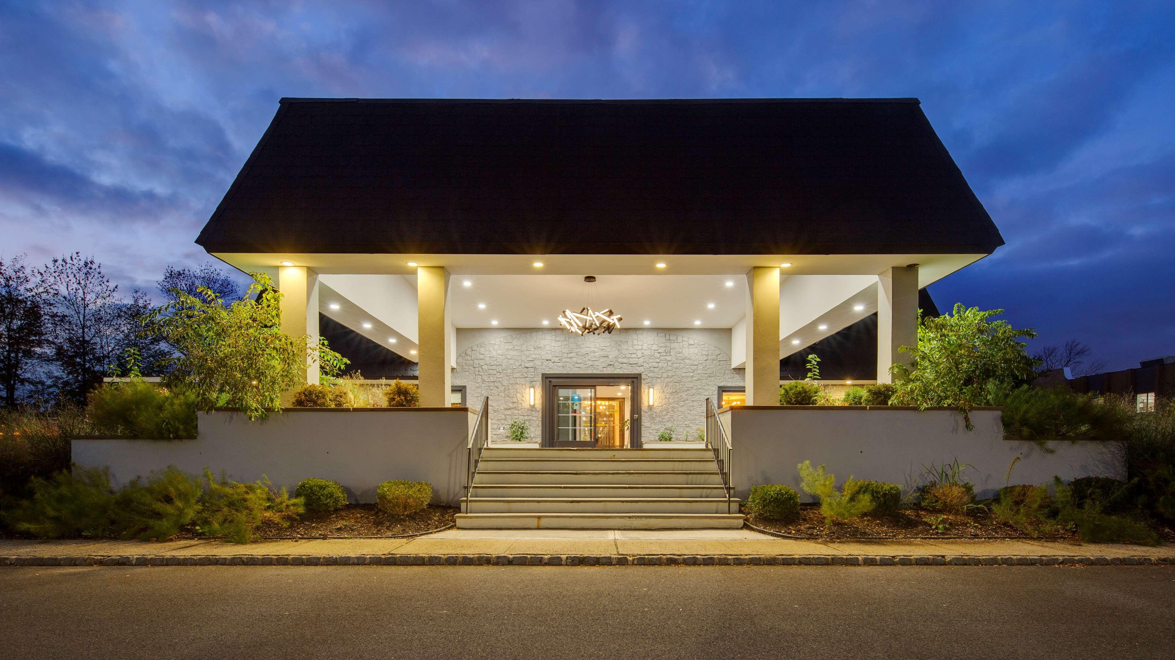 The Hub Murray Hill, BW Premier Collection New Providence Exterior photo